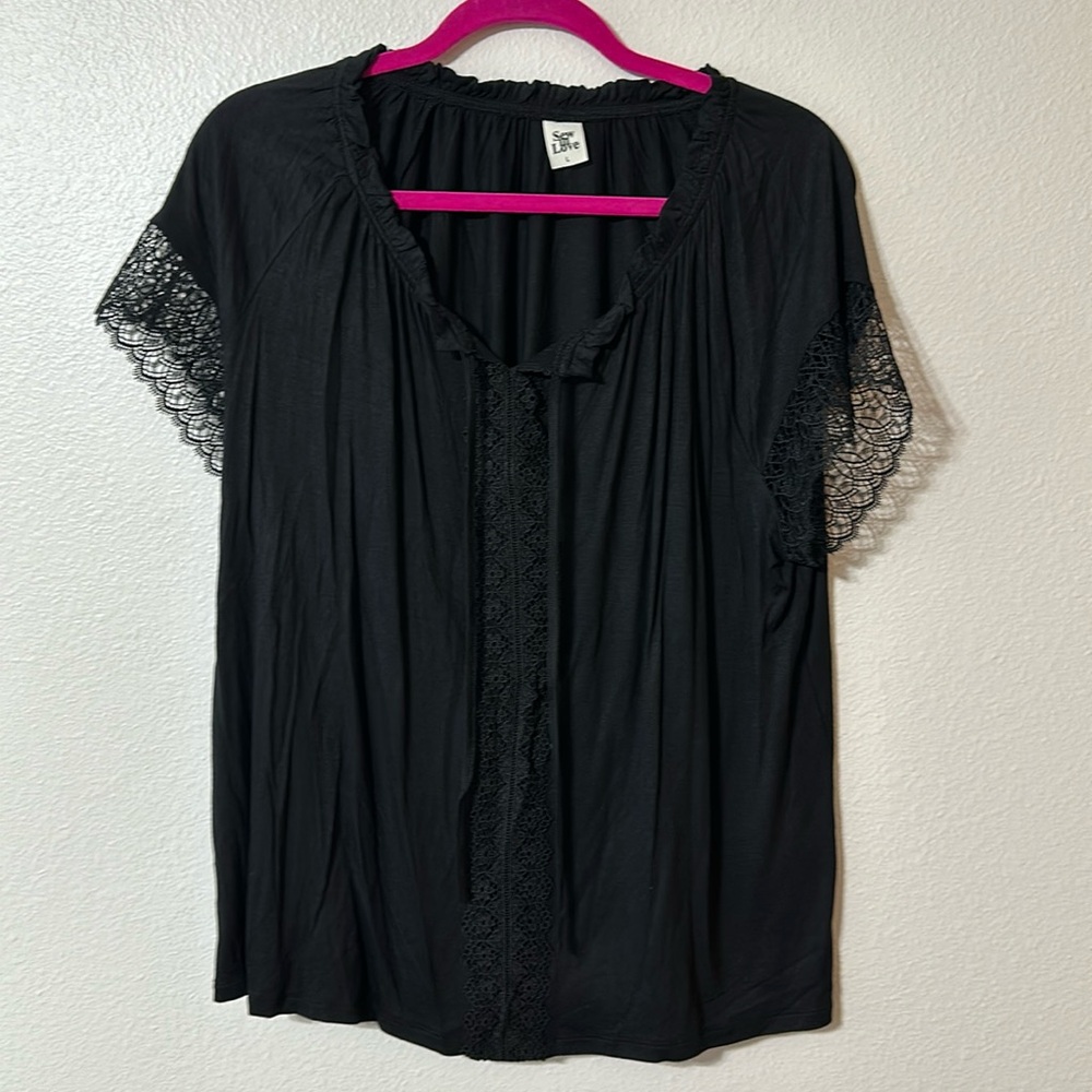 Black Womans Top Size L